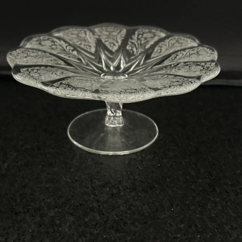 Beautiful small Pressed Glass Floral Pedestal Stand, Scalloped Edge, Round